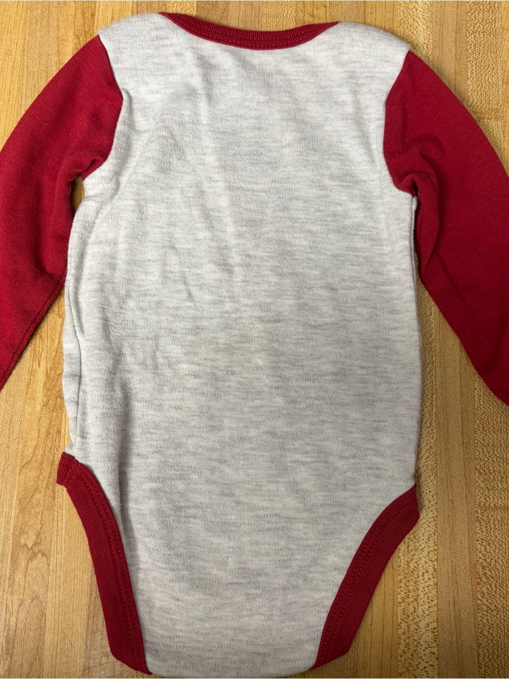 Red & Heather Gray "Snuggle This Muggle" Baby One-Piece Bodysuit - Picture 2 of 3